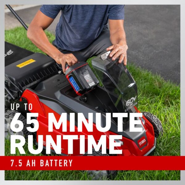 60V MAX* 21 in. (53 cm) Stripe® Dual-Blades Self-Propelled Mower - 7.5Ah Battery/Charger Included - Image 3