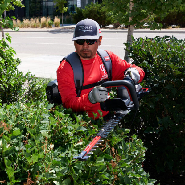 60V MAX* Revolution Electric Battery Hedge Trimmer Bare Tool - Image 4