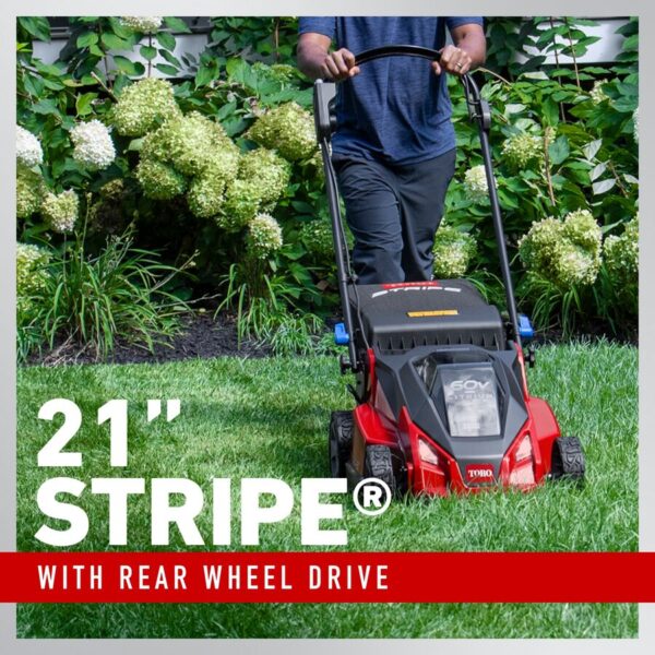 60V MAX* 21 in. (53 cm) Stripe® Dual-Blades Self-Propelled Mower - 7.5Ah Battery/Charger Included - Image 2